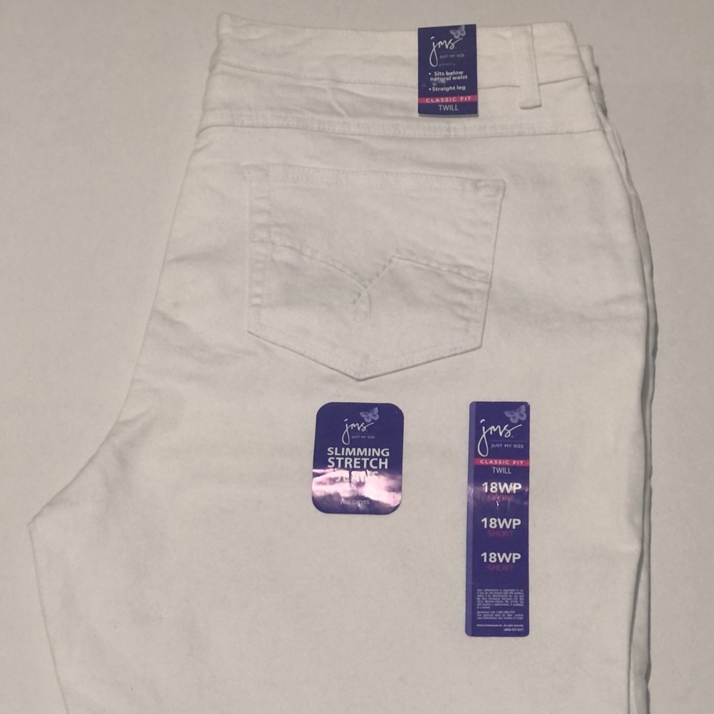 NWT Women’s 18WP White Classic Fit Twill Pants